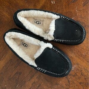 UGG Ansley Black Suede Shearling-Lined Moccasin Slippers